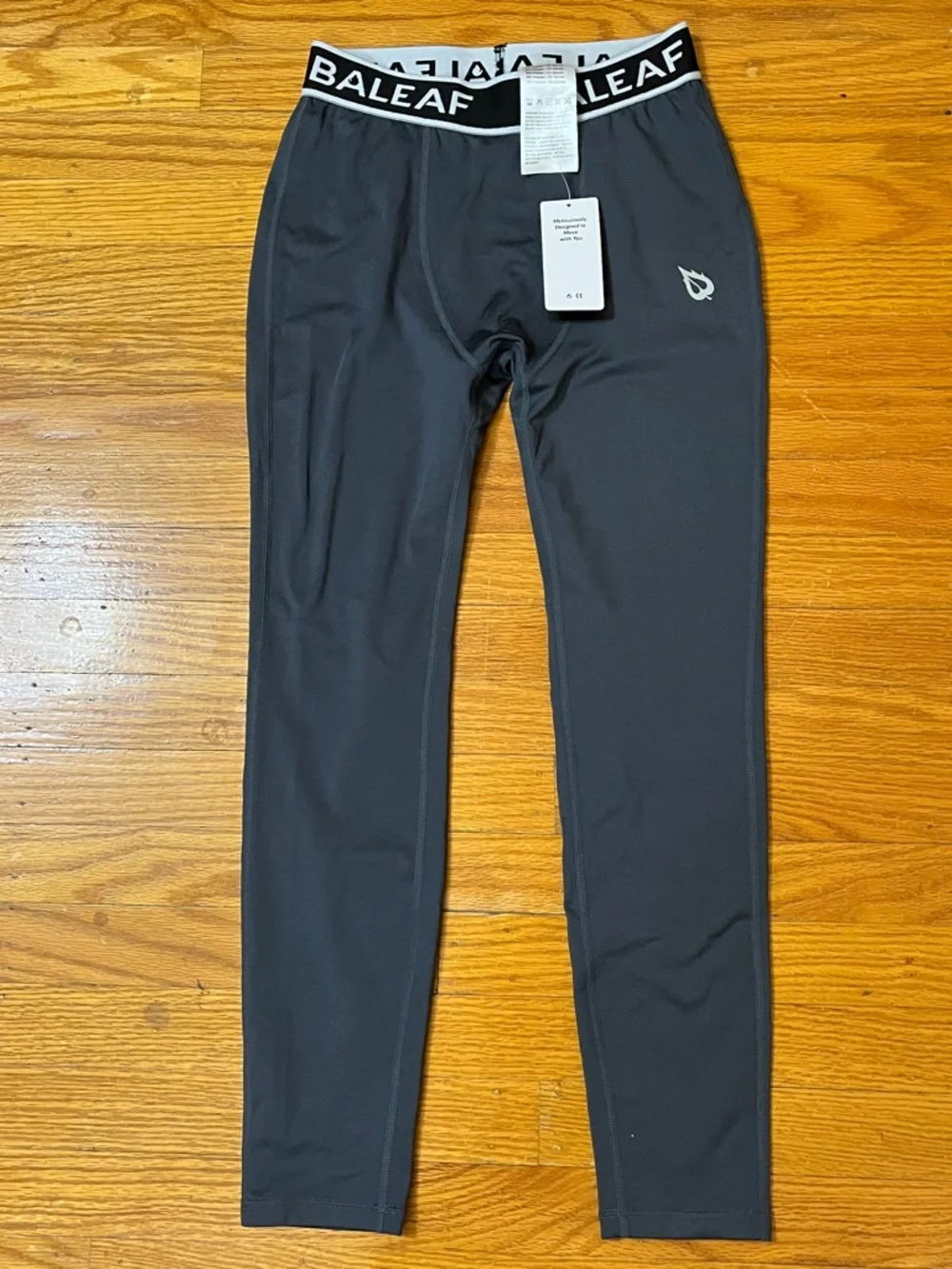 Bayleaf sports boys compression leggings youth pants size medium new